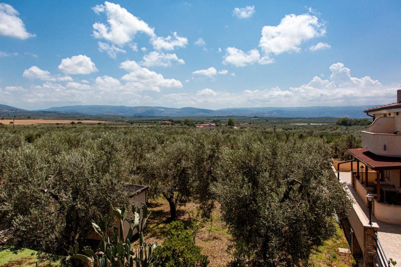 Albergo Il Giardino Foce Varano Exterior foto